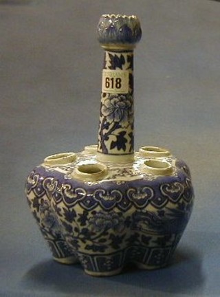 An 18th/19th Century Oriental blue and white pottery tulip vase 9"