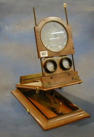 A 19th Century mahogany and brass sterescopic viewer