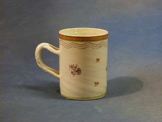 An 18th/19th Century Oriental porcelain mug with lattice work handle 4" 140-180