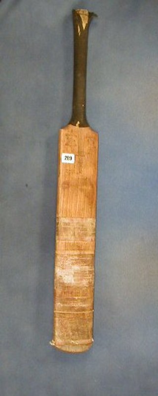 A Wellington Royal County Driver cricket bat