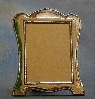An Edwardian silver framed easel mirror Birmingham 1909, 12"