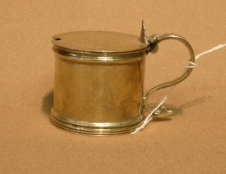 A circular silver mustard pot with hinged lid Birmingham 1926 (no glass liner) 3 ozs