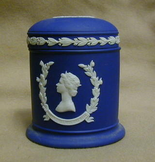 A Wedgwood blue Jasperware cylindrical jar and cover to commemorate the 1977 Silver Jubilee of HM Queen, impressed Wedgwood 77