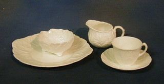 A Coalport 51 piece Countryware patterned tea/dinner service comprising 9 oval dinner plates, 4 crescent shaped salad dishes, rectangular sandwich plate, salt and pepper, 6 tea plates, 8 tea plates, 3 dinner plates, bread plate, specimen vase, pudding bowl and 4 small bowls, cream jug, 6 cups, 5 saucers