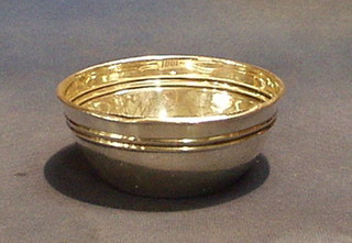 A Sterling silver bowl, the base marked 925 5"