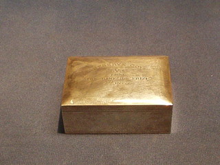 An Edwardian rectangular Oriental silver trinket box with hinged lid, engraved Reserve Corps.VC 1909 4"