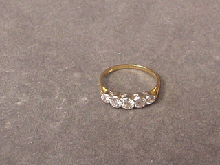 A lady's 5 stone diamond engagement ring (approx 0.83ct)
