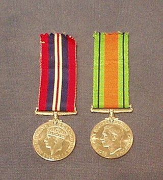 A pair British War medal and Defence medal