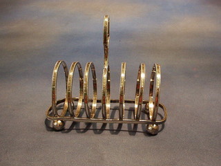 A silver plated 7 bar toast rack