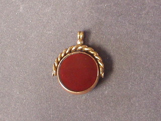 A 9ct gold blood stone seal