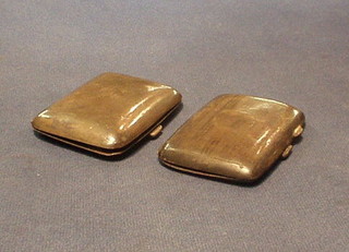 2 silver cigarette cases