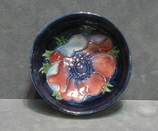 A Moorcroft Pansy pattern bowl 3", base impressed Moorcroft Made in England