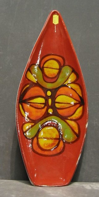 A Poole Pottery orange dish marked Poole England 82 17"