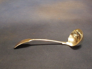 A Victorian Old English pattern silver sauce ladle London 1898, 2 ozs