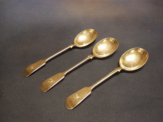 3 silver Old English pattern soup spoons, Sheffield 1936, 7 ozs