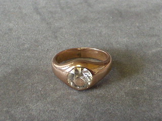 A 9ct gold "gypsy" ring set a spinel