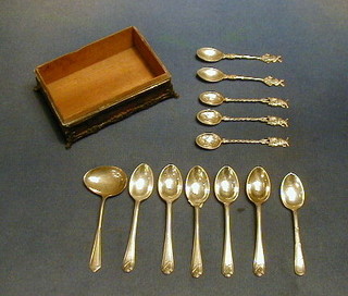 5 silver teaspoons decorated golf clubs, 5 Dutch silver teaspoons, a silver teaspoon and a small ladle