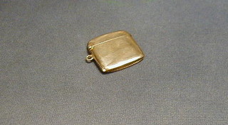 A plain silver vesta case, Birmingham 1915