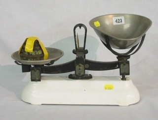 A pair of enamelled Avery domestic pan scales