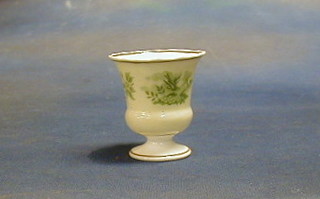 A  Copeland & Garrett late Spode Felspar porcelain egg cup with green transfer decoration, the base marked 4885, 3"