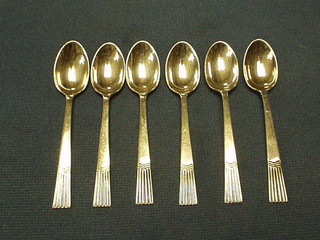 A set of 6 silver coffee spoons, Sheffield 1958 1 ozs