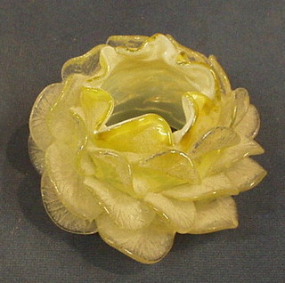 A Vaseline glass shade marked Trademark Fairy Made Abroad in the form of  a flower head, 5"