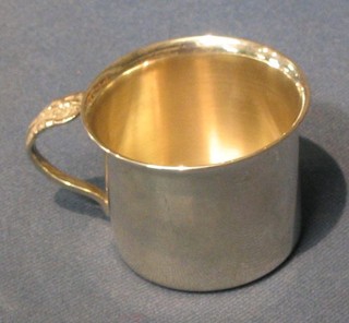 A Wallis Sterling christening tankard