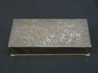 An Art Nouveau pewter trinket box with hinged lid (f) decorated Crusaders in battle 11"