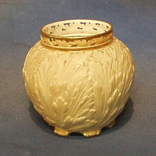 A Locke & Co Ltd Worcester Blush ivory pot pouri with pierced rim (no lid) 6"
