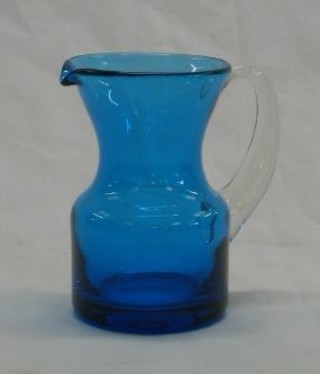 A Whitefriars blue Willow Cream jug with clear glass handle 4"