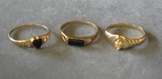 2 9ct gold signet rings set hardstones and a gilt metal ring (3)