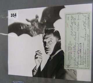 A cheque signed by Vincent Price dated 31st October 1975 payable to Pontchartrain Hotel for $58.85 together with a black and white photograph of him in "The Bat"