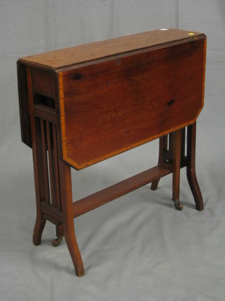 An Edwardian inlaid mahogany Sutherland table 27"
