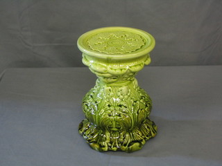 A green glazed pottery jardiniere stand 8"