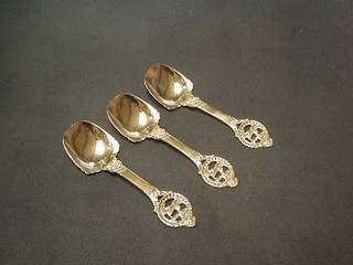 3 "Swedish" silver preserve spoons with pierced dragon decoration marked 830S, 2 ozs