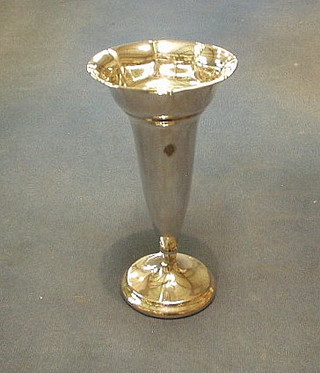 A Continental silver trumpet shaped vase 7"