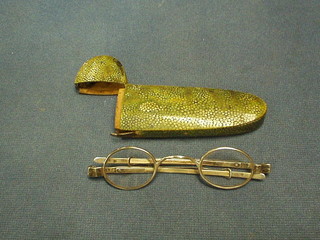 An 18th/19th Century Shagreen spectacle case and a pair of Georgian silver framed wig spectacles