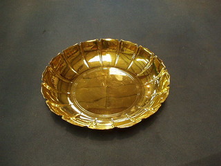 A modern silver gilt bowl 9", 12 ozs