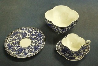 A Victorian 18 piece Coalport tea service, the base marked S, comprising a shaped sugar bowl (chipped), 3 circular bread plates, 5 tea plates (1 f and r, 1 with chip to base), 4 saucers (1 f and r, 1 cracked), 5 saucers (3 f, 1 cracked)
