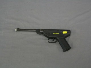 An Maxima air pistol (f)