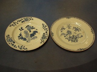 2 18th Century Oriental blue and white porcelain plates decorated leaves 9"