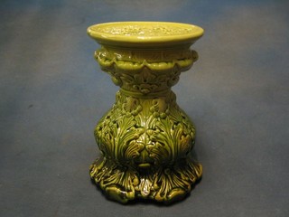 A green glazed pottery jardiniere stand 8"