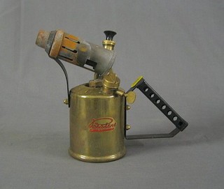 A Primus blow lamp with instructions