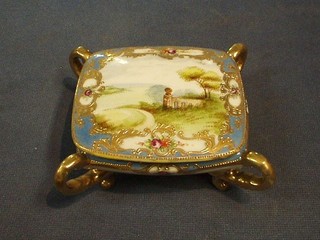A Noritake Oriental porcelain trinket box and cover decorated  a Terrace with gilt banding, 4"