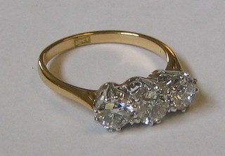A lady's 18ct yellow gold dress ring set 3 diamonds (approx 1.66 ct)
