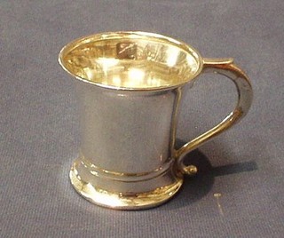 A waisted silver christening tankard 1940 (marks rubbed) 2 ozs
