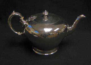 A William IV plain silver teapot London 1837, 15 ozs