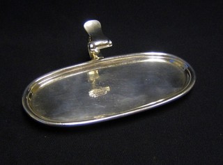 A Queen Anne Britannia Standard silver oval snuffer tray, with armorial decoration raised on 3 turned supports, London 1708, makers mark CO, the base with scratch mark 8=16=1/2, 8 ozs