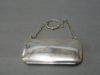An Edwardian plain silver purse, Birmingham 1907, 4"