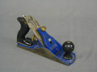 A Record No. 04 steel bottomed smoothing plane